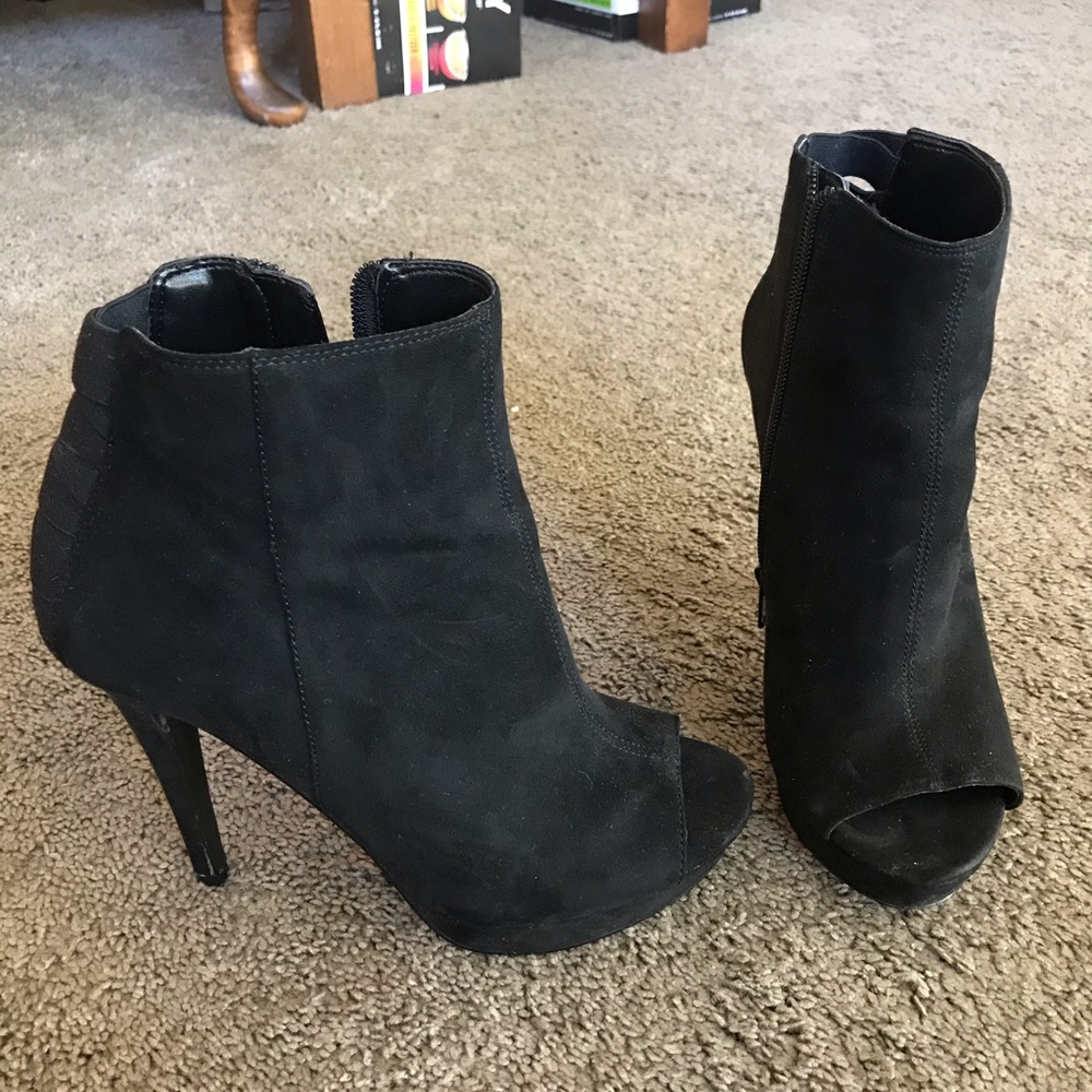 Ankle booties